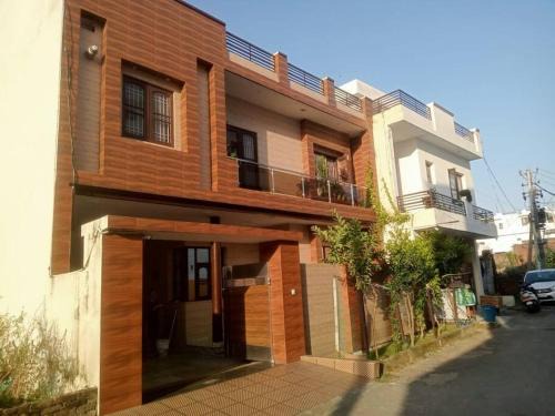 Jammu Apartment | Holistay - Homestay Jammu