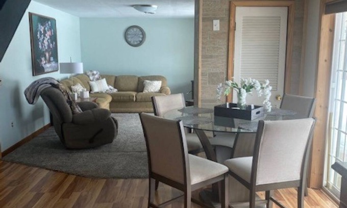 Silver Beach Apartment | Holistic Hideaway