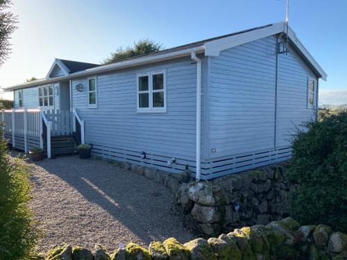 Rockcliffe House | Holly Blue - Cosy wooden lodge Kippford