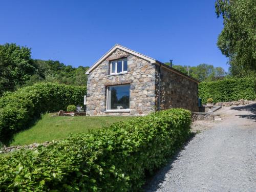 Henryd House | Holly Cottage