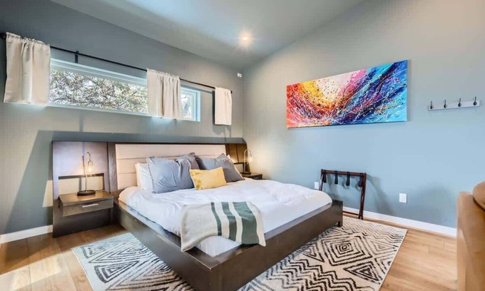 Holly Apartment | Holly Heights Studio Near Downtown Austin