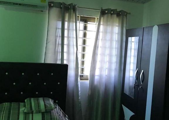 Accra Apartment | Holly House