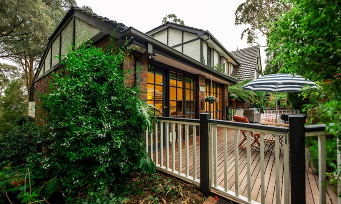 Kalorama Bed & Breakfast | Holly Lodge