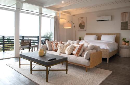 Hollywood Heights Hotel | Hollywood Hills Hotel