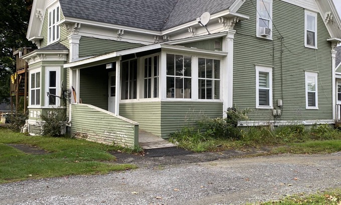 Ayers Cliff Apartment | Holmes Haven A - Cozy Family Retreat