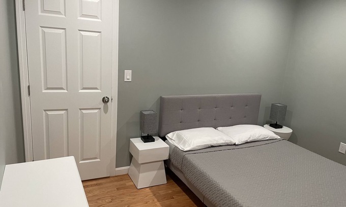 Quincy House | HOLMES MODERN HOMES