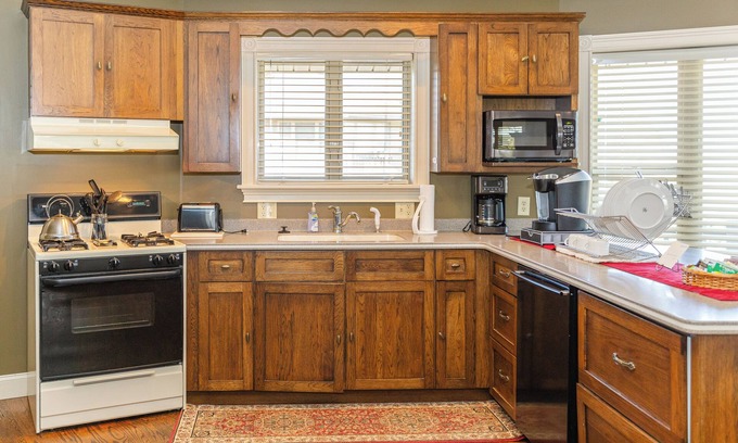 Millersburg Apartment | Holmes with a View Suite 3: Experience Serenity with Breathtaking Amish Valleys