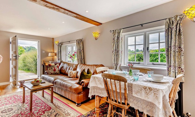 Burwash House | Holton Cottages - Two Bedroom House, Sleeps 4