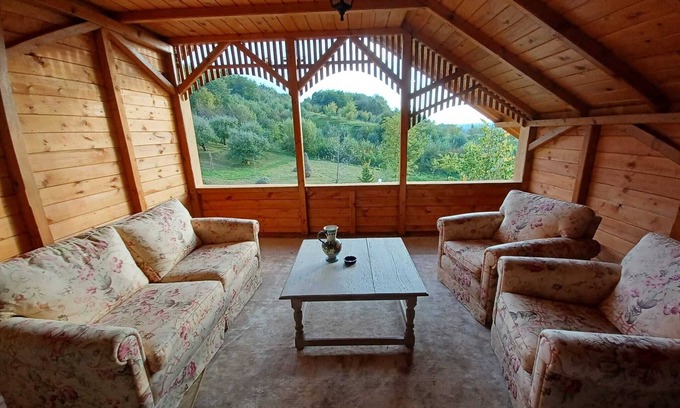 Gura Barbuletului House | Holyday house