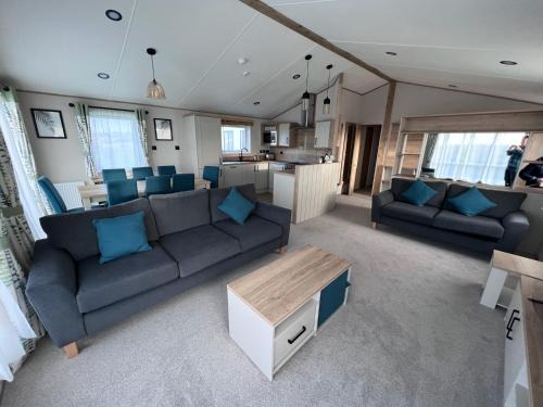 Truro Resort | Holywell View 30