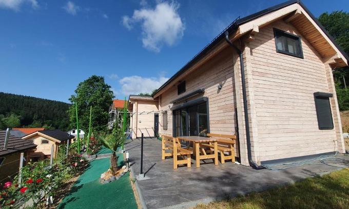 Trausnitz House | Holzhaus am See mit Panoramablick