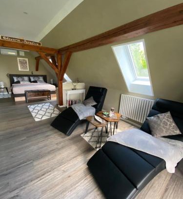 Zolkendorf Apartment | „Holzwurm-Paradies“