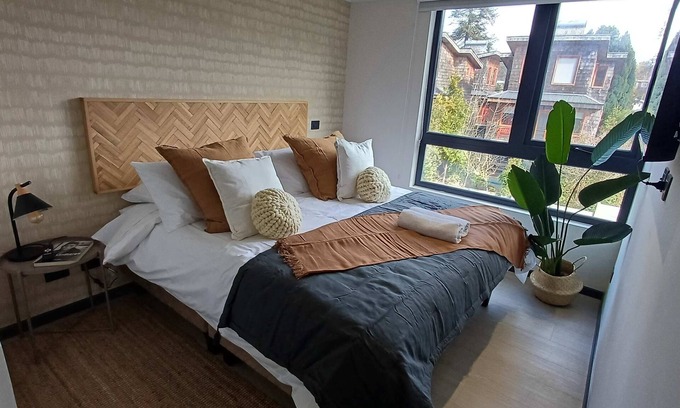 Puerto Varas Apartment | HOM I 2D2B Piscina Temperada + Estacionamiento