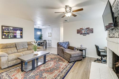 West Arlington House | Home 4 Mi to ATandT Stadium Bring Your Pets!