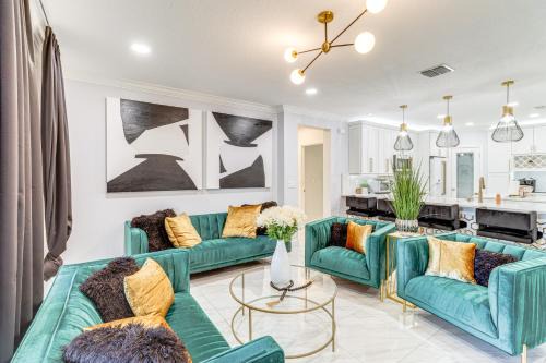 Lakewood Park House | Home 9 Mi to Dtwn and Fort Pierce Inlet State Park!