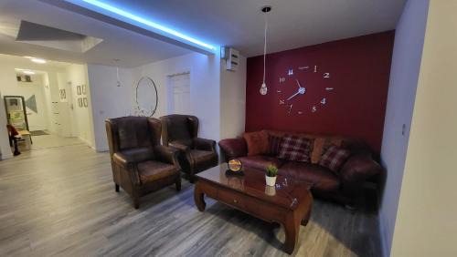 Waterford Bed & Breakfast | Home and Away