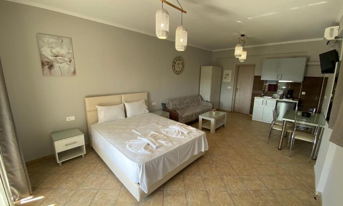 Agia Kiriaki Apartment | Home Apartments