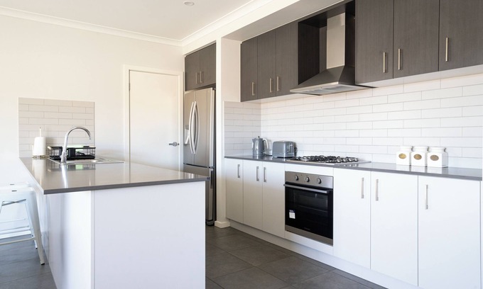 Wyndham Vale House | Home Away from home