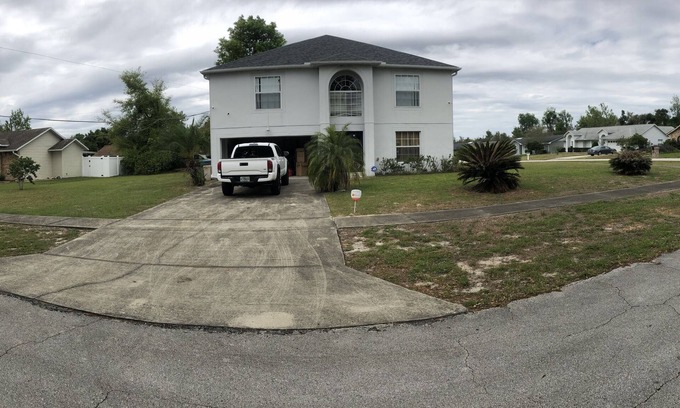 Deltona Lakes House | Home away from Home <3