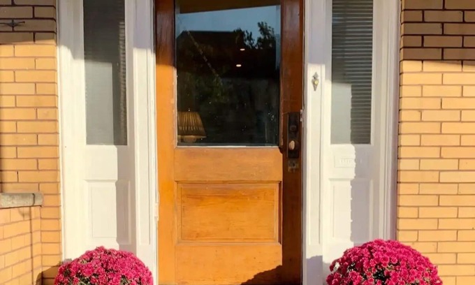 Sewickley House | Home away from home! Amenity-filled 3BR, 1.5BA home in Sewickley Village