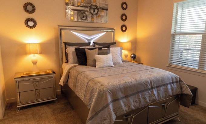 Charlotte Apartment | Home Away From Home.Cozy 1-bedroom with WiFi, AC in charming Uptown Charlotte.