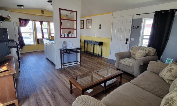 Fernley House | Home away from home, mobile home 2yourself
