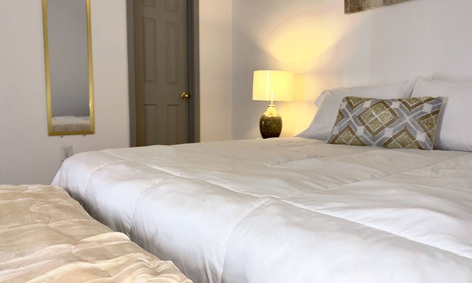 Eagle Pass House | Home Away From Home - 3 Bed/2 Bath - BEST VALUE