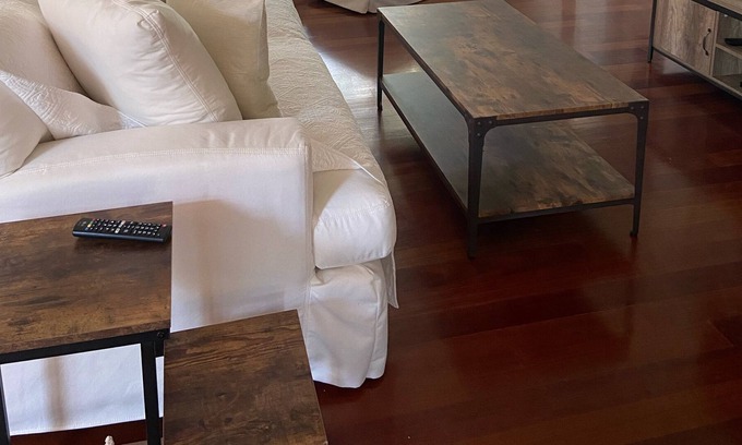 Zenda House | Home away from homeW3676 Lakeview Ave Lake Geneva, IL