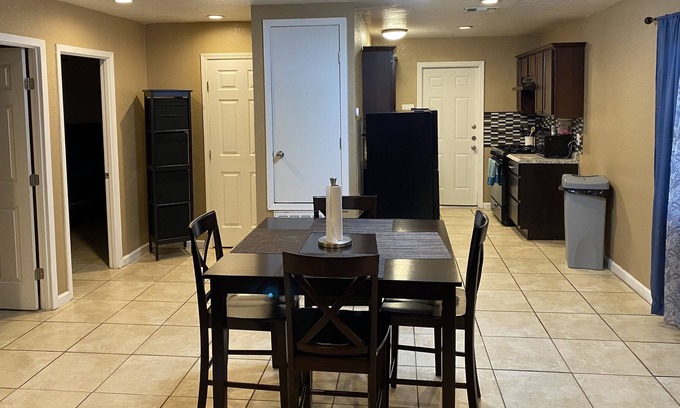 Southside House | Home away from home #2