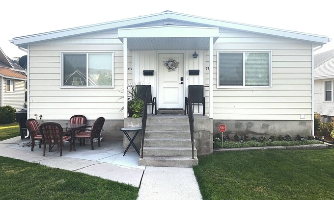 Tremonton Apartment | ★Home away from Home ★