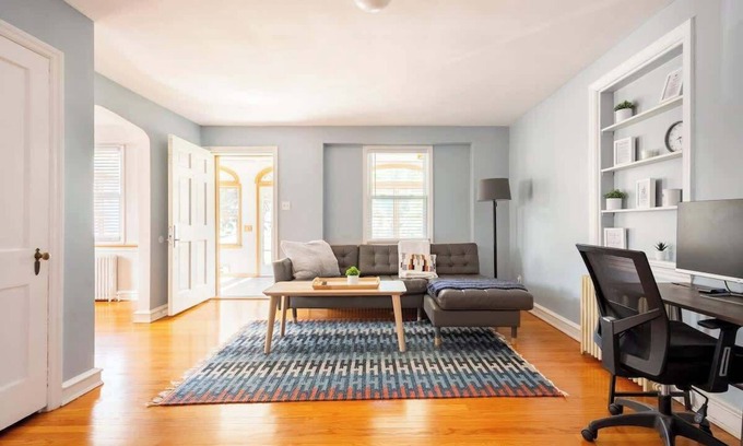 Wilmington House | Home away from home between Wilmington/Newark