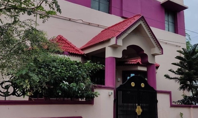 Madurai House | Home away from Home with a good residential neighborhood and nearby amenities.