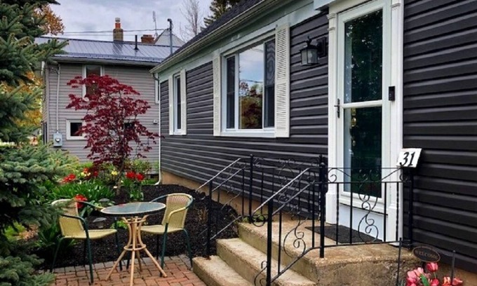 Welland House | Home Between Homes Too- Welland, ON