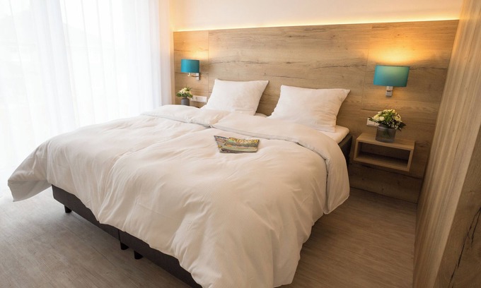 Dinklage Apartment | @home Boardinghouse