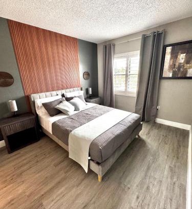 Southwest Orlando Apartment | Home Cheti - Condo 1 mile from Universal Studios
