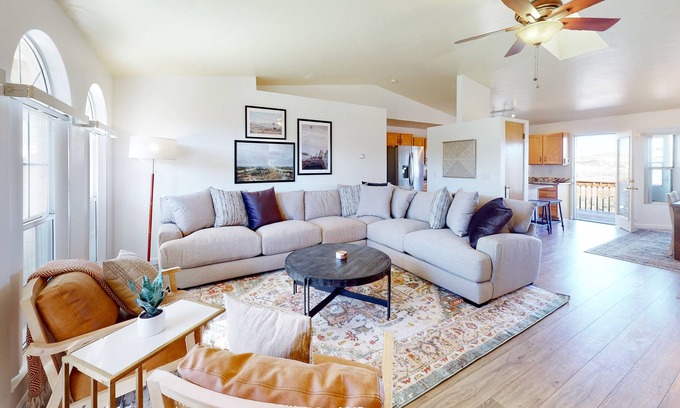 Prescott House | Home close to downtown with mtn views, deck, fenced backyard, fast WiFi, W/D, AC