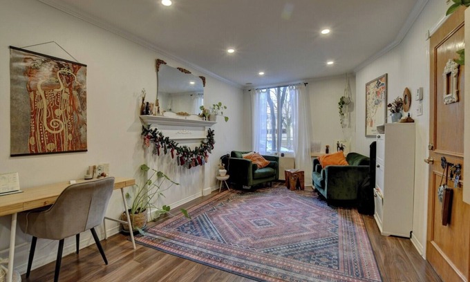 La Petite-Patrie Apartment | Home conveniently located between Plateau and Mile End