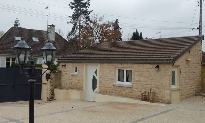 Apremont House | HOME GOLF POLO ASTERIX CHANTILLY