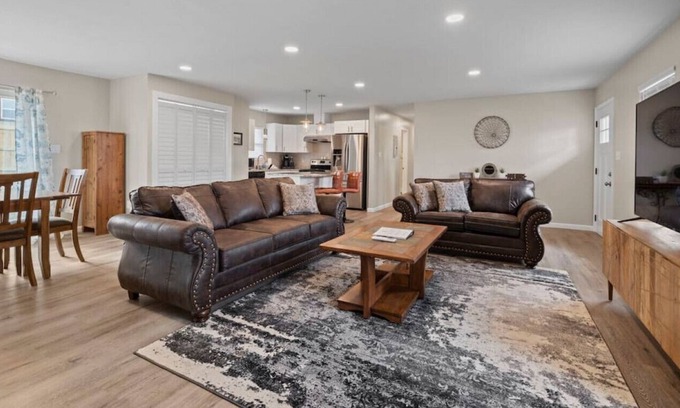 Oakley House | Home in Asheville Minutes to Downtown