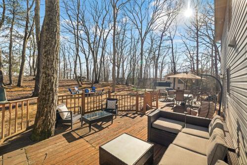 Bushkill House | Home in Bushkill Saw Creek Poconos area