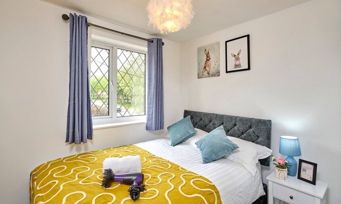 Milton Keynes House | Home in Milton Keynes