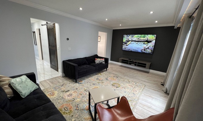 Durham Region House | Home in Oshawa