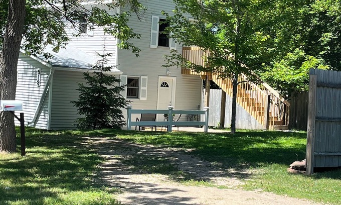 Alexandria House | Home in the Center of the City!
