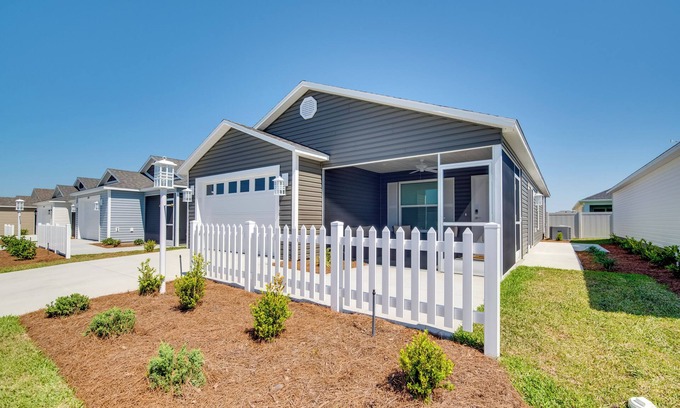 Lady Lake Villa | Home in The Villages Near Town Centers!