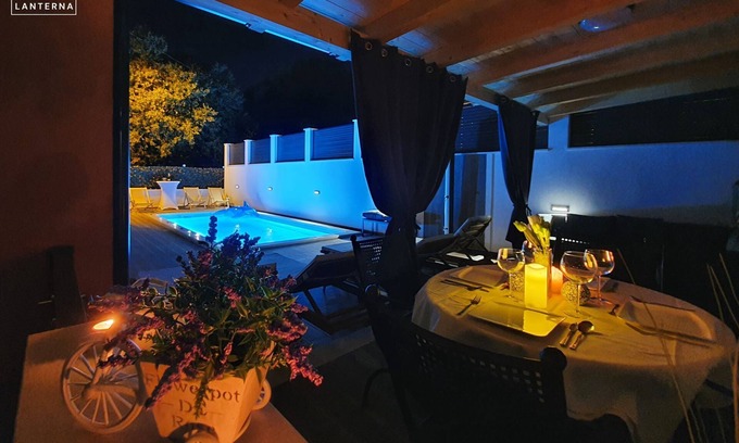 Solin Villa | Home LANTERNA - Solin, Split with a heated pool