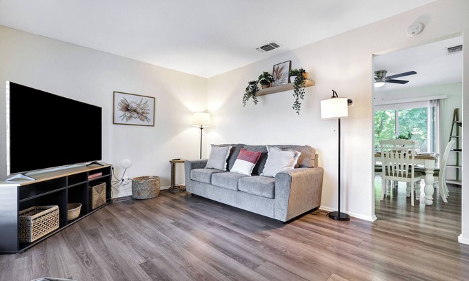 North San Antonio - SAT House | Home Nr River Walk DT + Airport | BBQ Games Pets