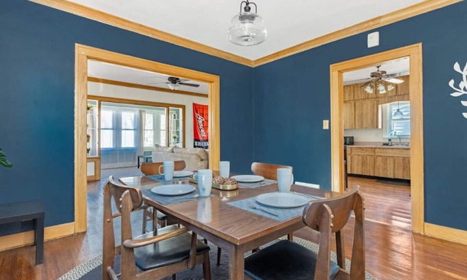 West Peoria House | Home of the Braves - Bradley Campus Suite
