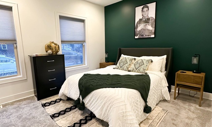 Ohio City House | Home | Ohio City | Cleveland | King Suite