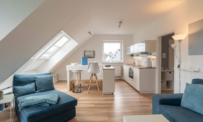 Bay of Kiel Apartment | Home port