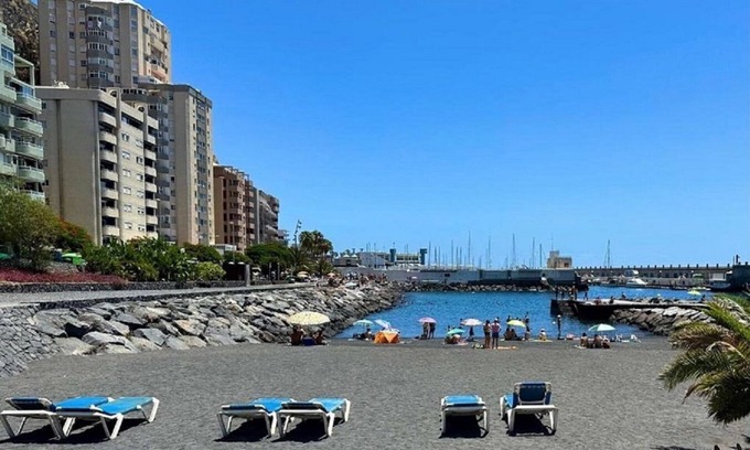 Almaraz Condo | Home Radazul sea View Apartament & Wifi Free